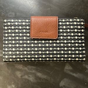 Fossil Wallet